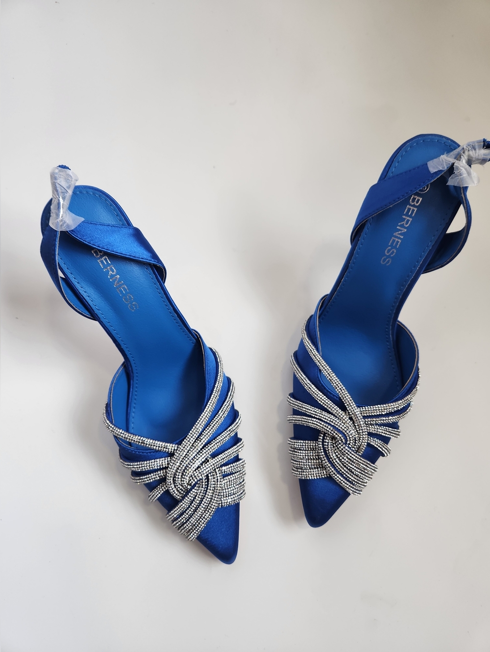 Berness‎ Sapphire Satin Pointed Heels with Crystal Knot Size 8.5